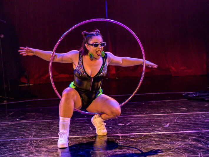Variet&eacute; im Hansa-Theater - 2026/2027 - Anna Fisher - Foto: John Fisher